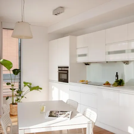 Spacious Close To Main Station / Galeria Krakowska *