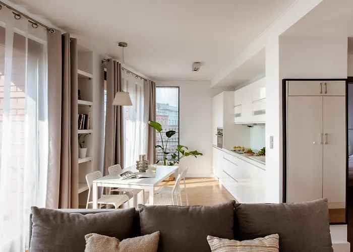 Spacious Close To Main Station / Galeria Krakowska * كراكوفيا